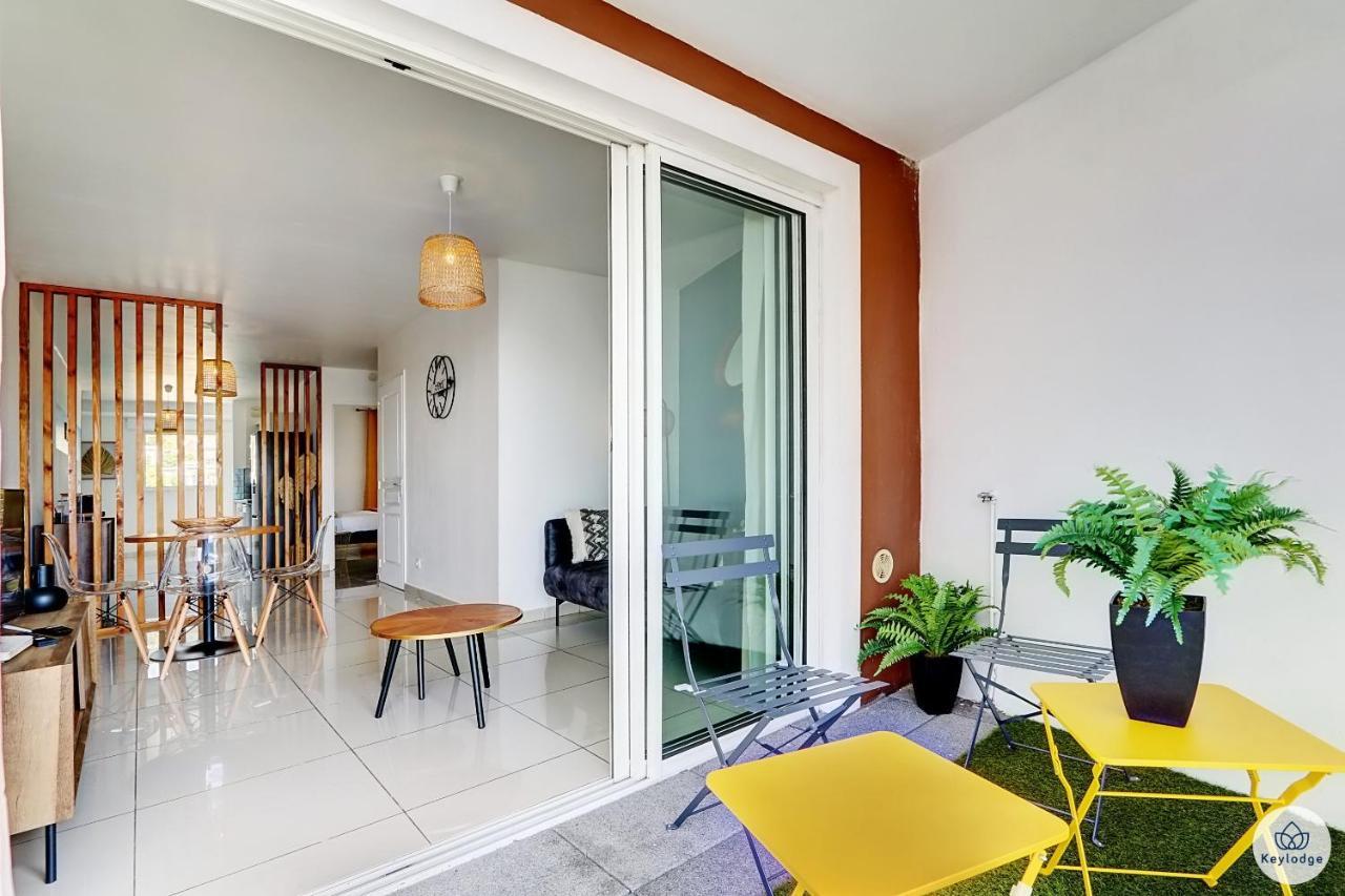 T2 - Iris, Classe 2 Etoiles - Balcon - Proche Centre De Saint-Denis Exterior photo